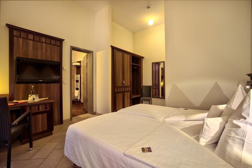 Waldhotel غرال موريتز المظهر الخارجي الصورة